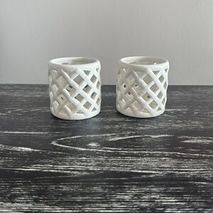 Sur la table basket weave votive holder set of 2
